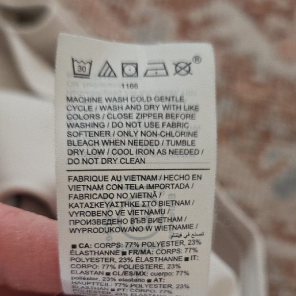 Athleta Cream Racerback Tank - Picture 6 of 6